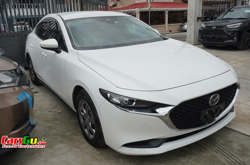 2019 Mazda Mazda 3 image2