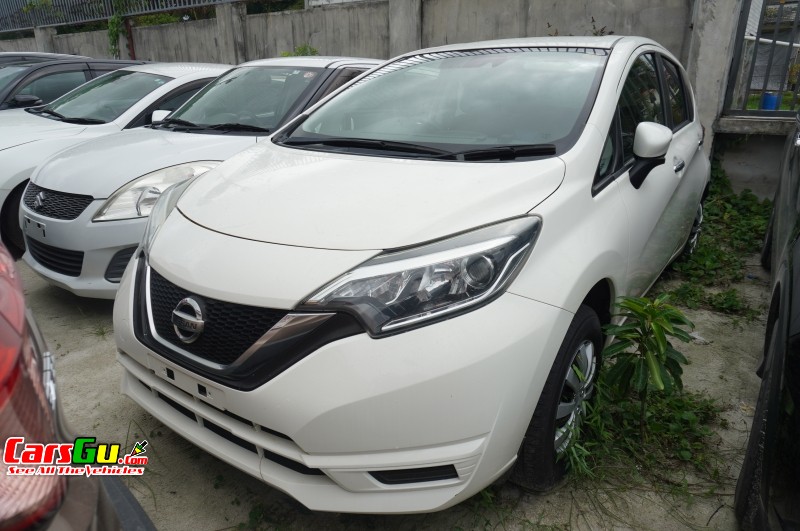 2017 Nissan Note image1
