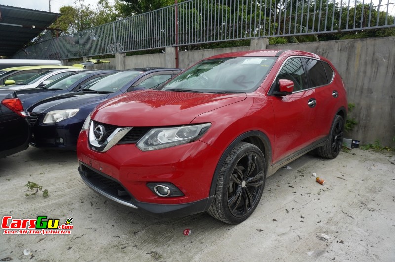 2016 Nissan X-Trail image0