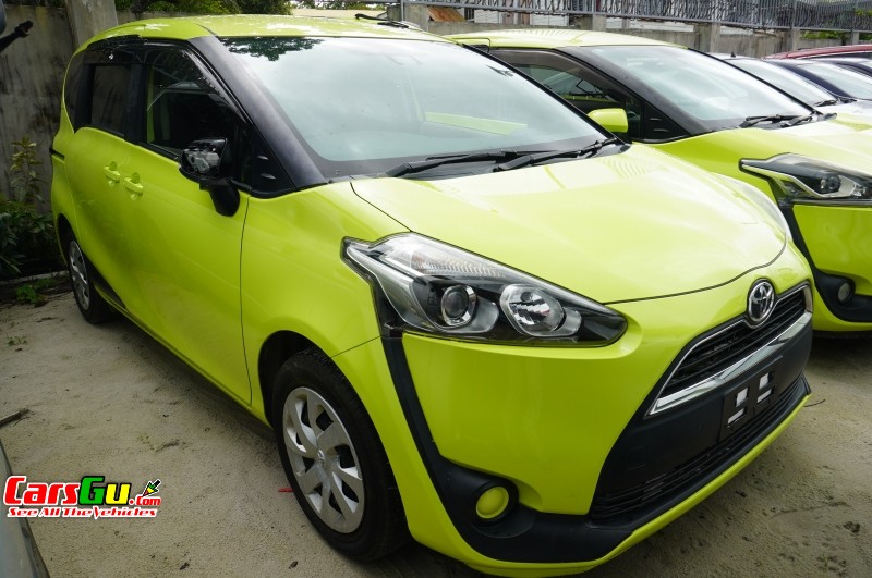 2016 Toyota Sienta image0