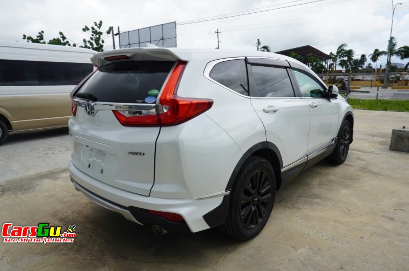 2018 Honda CR-V image4