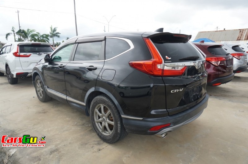 2018 Honda CR-V image1