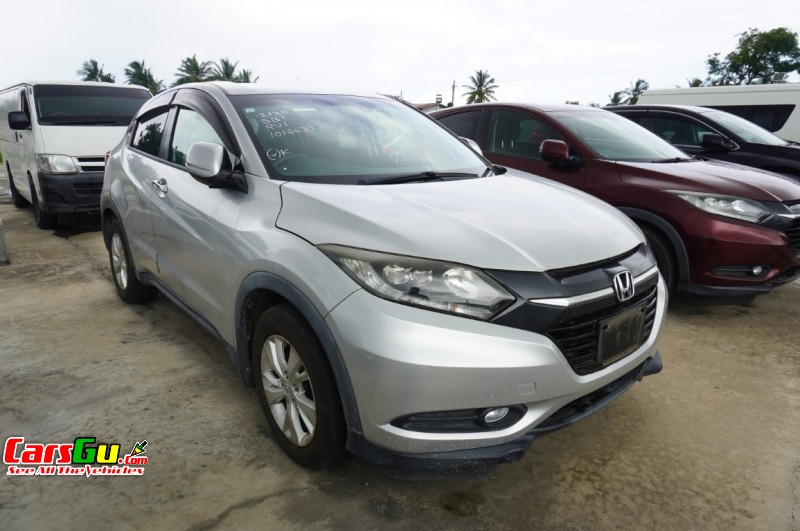 2014 Honda Vezel image0