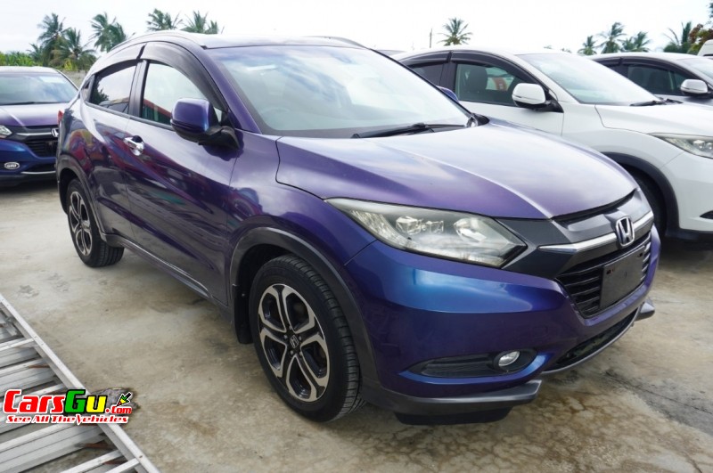 2014 Honda Vezel image0