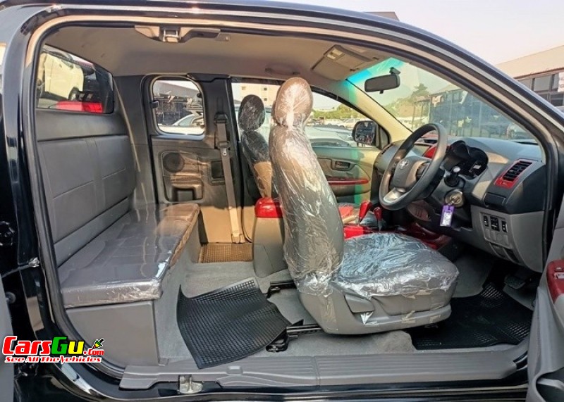 2014 Toyota SMART CAB  image2