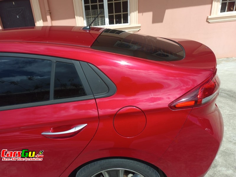 2018 Hyundai Ioniq image4